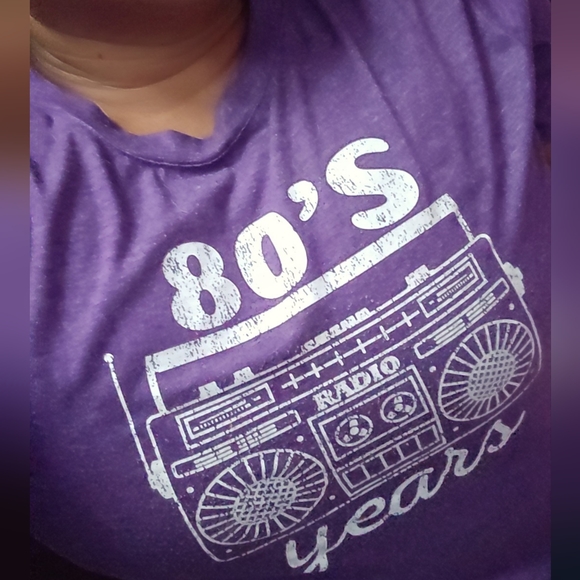 80's BOOM BOX TEE - Picture 6 of 11